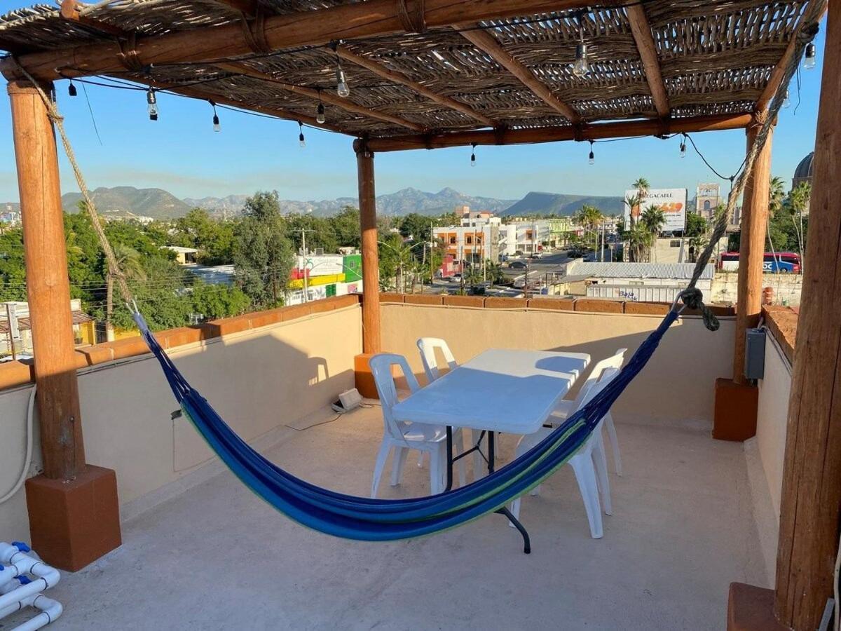 Hermoso Edificio Ubicado A Pocas Cuadras Del Malecon De La Paz Bcs Exterior photo